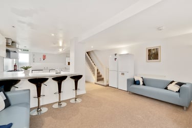 8 bed house, Hillside Avenue, City Centre, Plymouth, PL46PR - Image 1